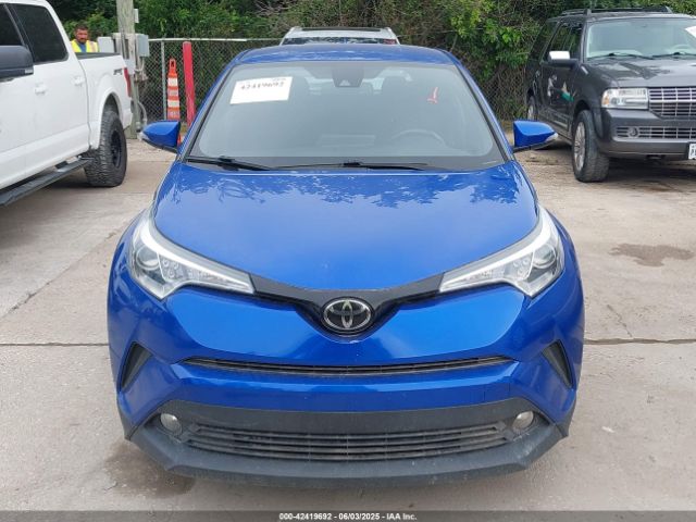 NMTKHMBX3JR043005 Toyota C-hr Xle Premium