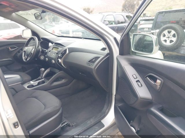 KM8JT3AF7EU896325 Hyundai TUCSON GLS