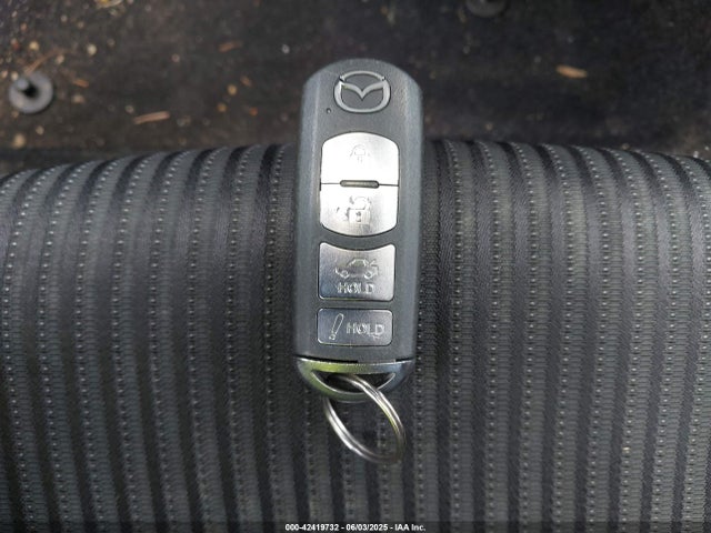 3MZBM1V79GM247613 Mazda pe