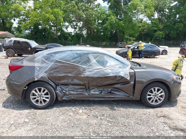 3MZBM1V79GM247613 Mazda pe