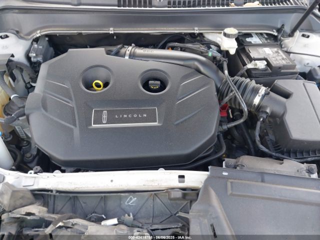 2020 LINCOLN MKZ 3LN6L5A90LR622917 Photo 9