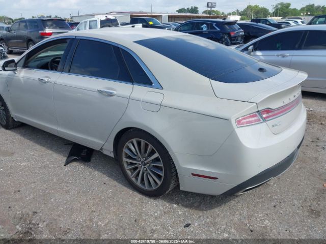 2020 LINCOLN MKZ 3LN6L5A90LR622917 Photo 2