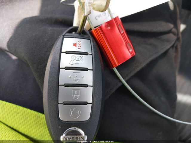 JN8AT2MV4KW390800 Nissan ROGUE SV