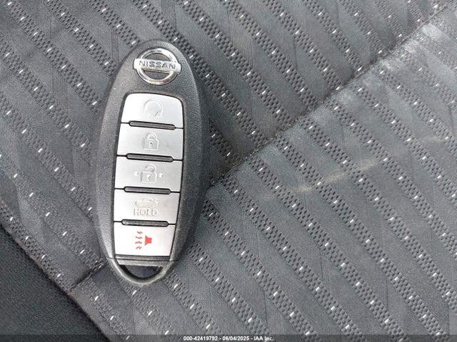 1N4AL3AP4HC122126 Nissan 2017