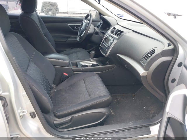 1N4AL3AP4HC122126 Nissan 2017