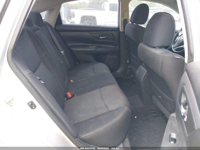 1N4AL3AP4HC122126 Nissan 2017