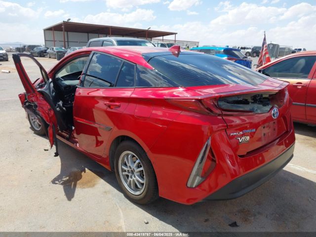 2017 TOYOTA PRIUS PRIME JTDKARFP9H3067589 Photo 2