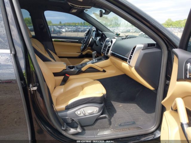 2016 PORSCHE CAYENNE WP1AA2A29GLA03757 Photo 4