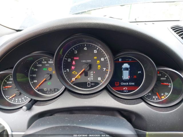 2016 PORSCHE CAYENNE WP1AA2A29GLA03757 Photo 6
