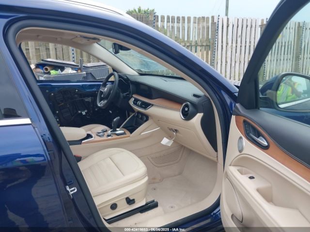 2021 ALFA ROMEO STELVIO ZASPAKBN8M7D12944 Photo 4