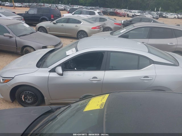 3N1AB8CV4NY206684 Nissan Sentra
