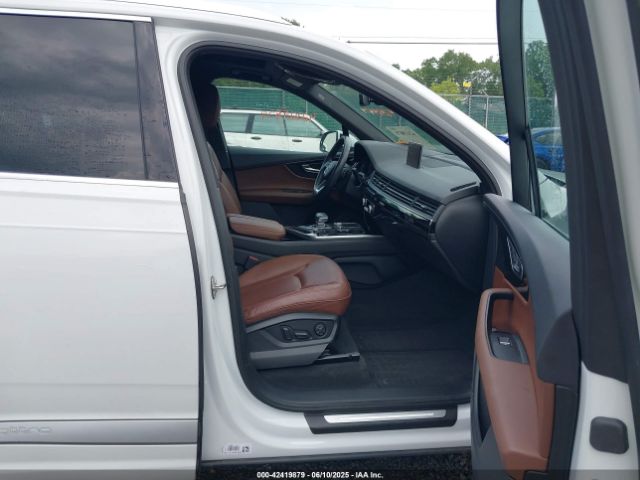 2018 AUDI Q7 WA1VAAF72JD019781 Photo 4