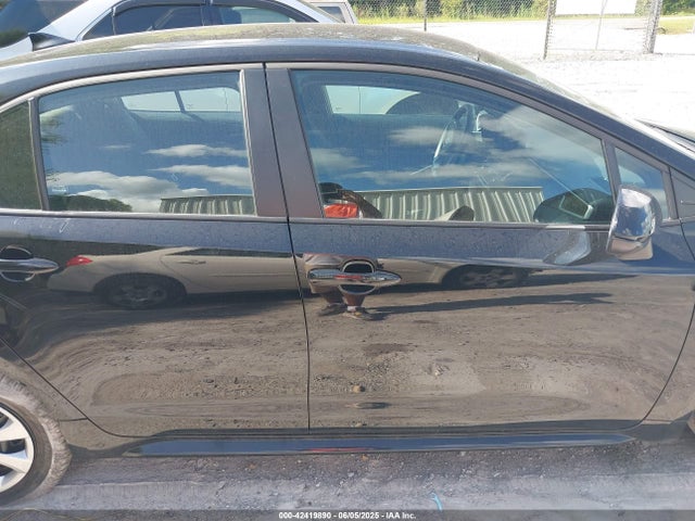 Toyota COROLLA LE 2025 5YFB4MDE2SP242260 Image 14