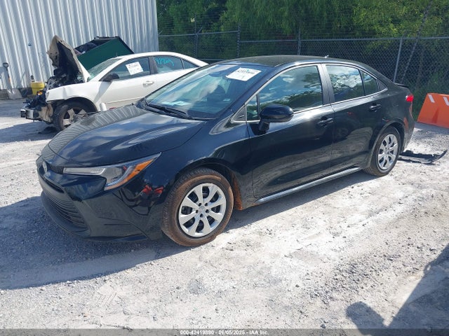 Toyota COROLLA LE 2025 5YFB4MDE2SP242260 Image 2