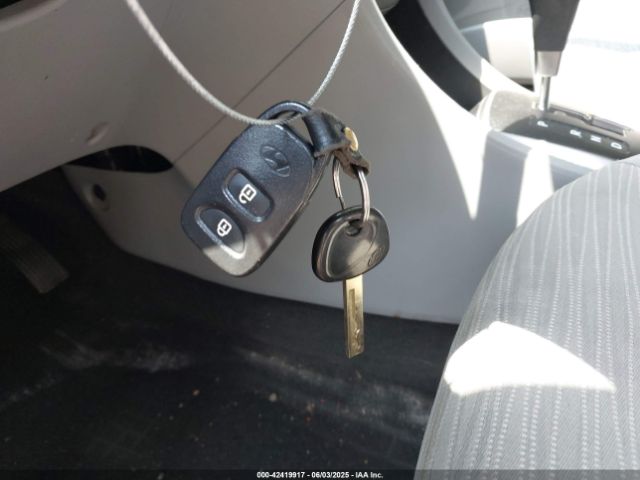 KMHCT4AEXH4309593 Hyundai Accent Se/value Edition