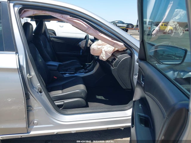 1HGCR2F53GA141247 Honda k24w1