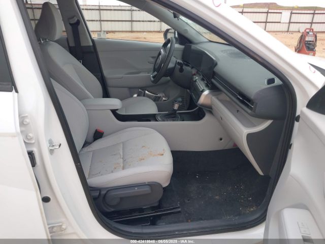 KM8HB3AB0SU283845 Hyundai Kona Sel