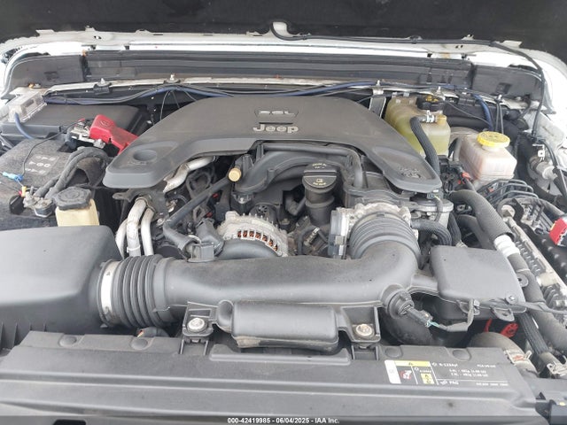 1C4HJXDG9JW221353 Jeep Wrangler