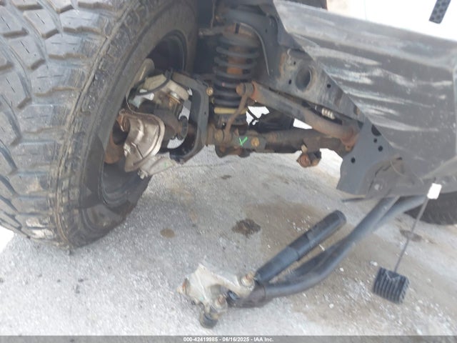 1C4HJXDG9JW221353 Jeep Wrangler