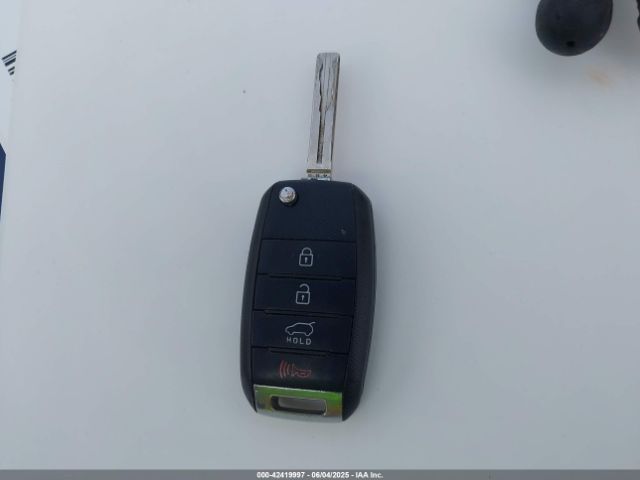 5XYKTDA7XFG604872 KIA Sorento Lx V6