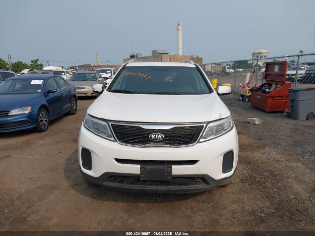 5XYKTDA7XFG604872 KIA Sorento Lx V6