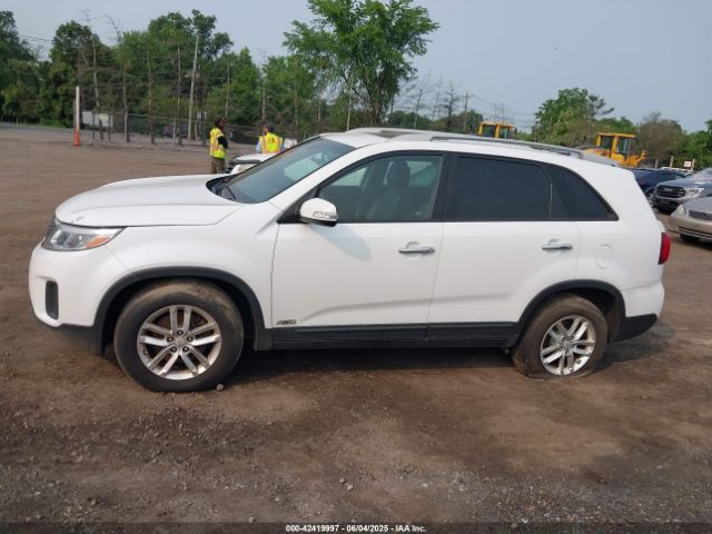 5XYKTDA7XFG604872 KIA Sorento Lx V6