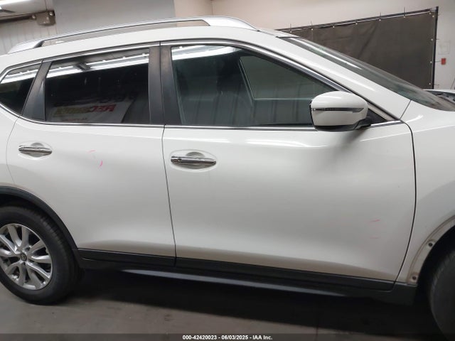 Продаж на аукціоні авто 2017 Nissan Rogue Sv, vin: JN8AT2MT6HW153216, номер лоту: 42420023