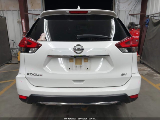 Продаж на аукціоні авто 2017 Nissan Rogue Sv, vin: JN8AT2MT6HW153216, номер лоту: 42420023
