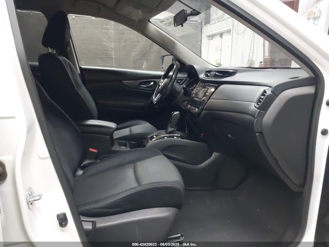 Продаж на аукціоні авто 2017 Nissan Rogue Sv, vin: JN8AT2MT6HW153216, номер лоту: 42420023