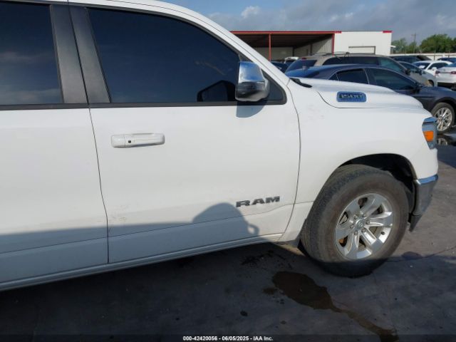 1C6RREJT2RN220072 RAM 1500 Laramie  4x2 5'7 Box