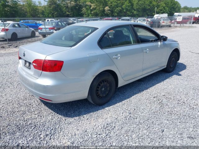 3VW1K7AJ6EM333058 Volkswagen Jetta 2.0l S