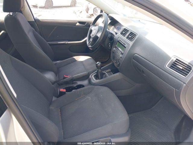 3VW1K7AJ6EM333058 Volkswagen Jetta 2.0l S