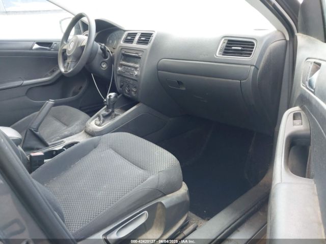 3VWLL7AJ2EM271356 Volkswagen Jetta 2.0l Tdi Value Edition