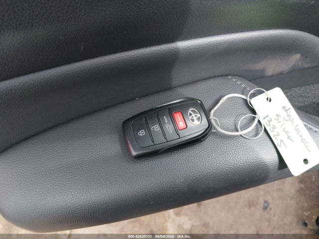5TDAAAA51RS012718 Toyota Grand Highlander Xle