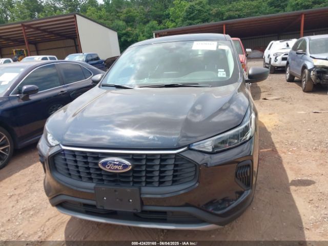 1FMCU9GNXRUA24377 Ford Escape Active