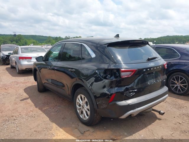1FMCU9GNXRUA24377 Ford Escape Active