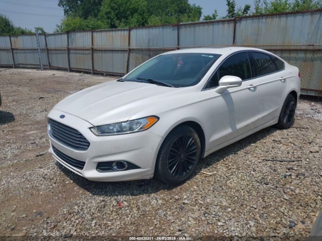 3FA6P0HD5GR300615 Ford FUSION SE