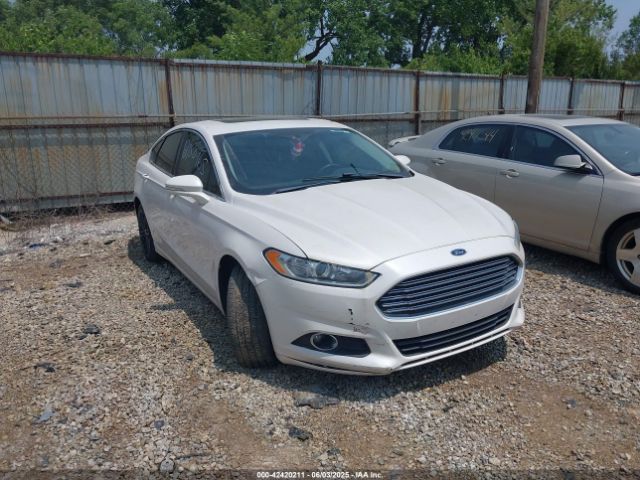 3FA6P0HD5GR300615 Ford FUSION SE
