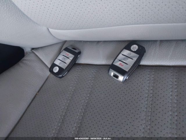 5XYKWDA74EG498604 KIA Sorento Sx V6