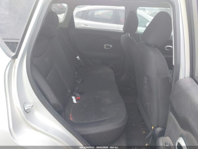 KNDJN2A27F7747659 KIA Soul