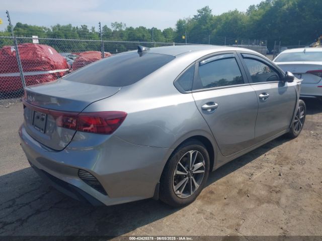2023 KIA FORTE 3KPF24AD2PE665402 Photo 3