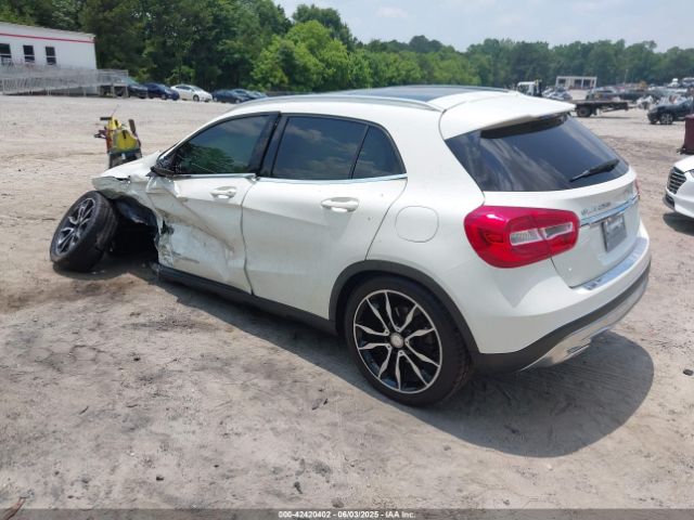 2015 MERCEDES-BENZ GLA 250 WDCTG4EB7FJ110325 Photo 2