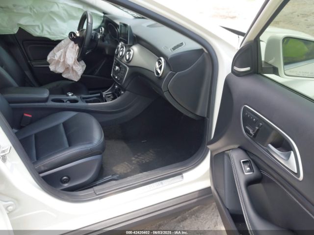 2015 MERCEDES-BENZ GLA 250 WDCTG4EB7FJ110325 Photo 4