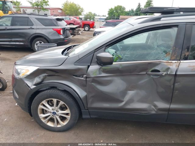 2017 FORD ESCAPE 1FMCU9G91HUD19031 Photo 5
