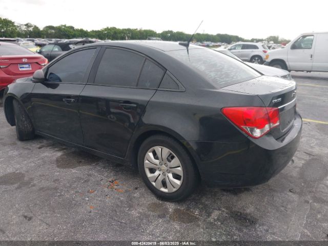 1G1PA5SH8E7243705 Chevrolet Cruze Ls Auto