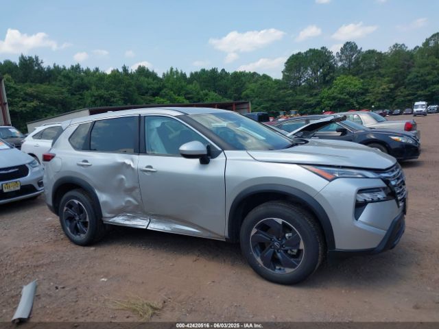 JN8BT3BB4SW159303 Nissan Rogue Sv Intelligent Awd