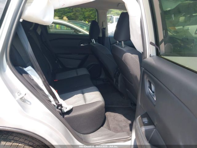 JN8BT3BB4SW159303 Nissan Rogue Sv Intelligent Awd