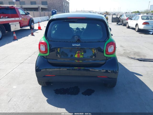 WMEFJ9BA9HK226752 Smart Fortwo Electric Drive Passion/prime/pure