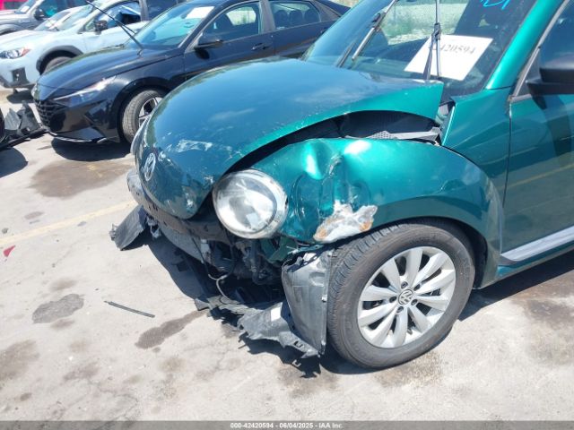 2017 VOLKSWAGEN BEETLE 3VWF17AT0HM612455 Photo 5