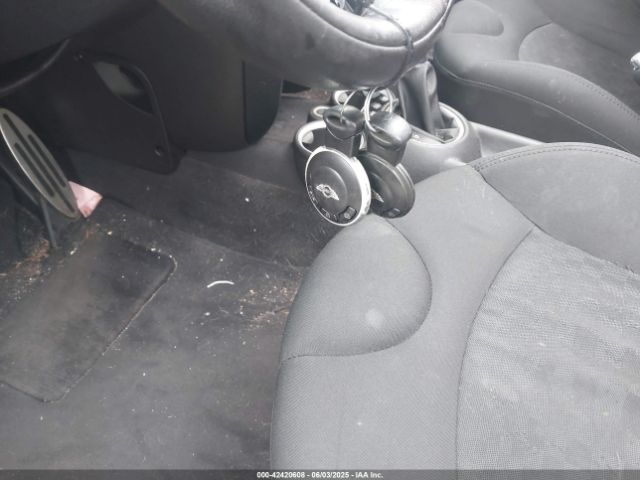 2010 MINI COOPER S CLUBMAN WMWMM3C55ATP94439 Photo 10